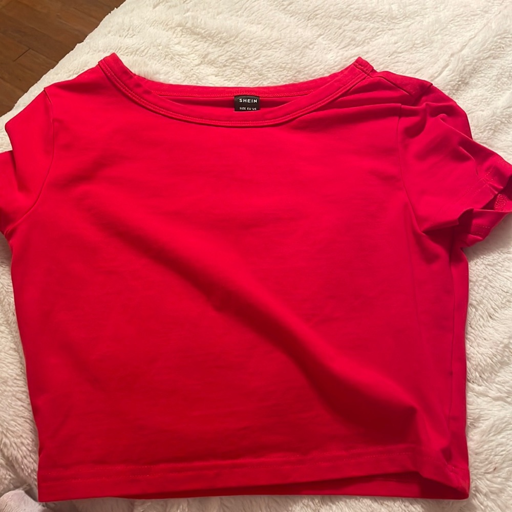 red shein croptop